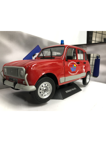 1/18スケールカー 1/18 ルノー キャトル 消防車