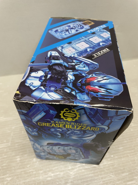 BANDAI  仮面ライダービルド DXグリスブリザードナックル