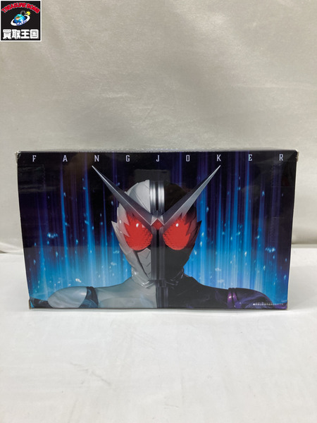 メーカー 仮面ライダー変身アイテム スーパーベスト DXファングメモリ