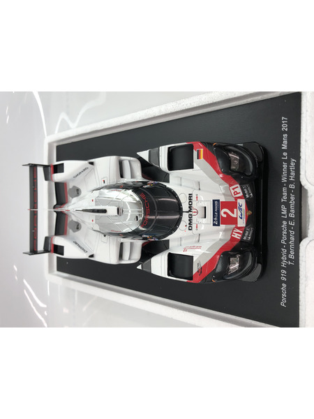 1/18 spark 2017 18LM17