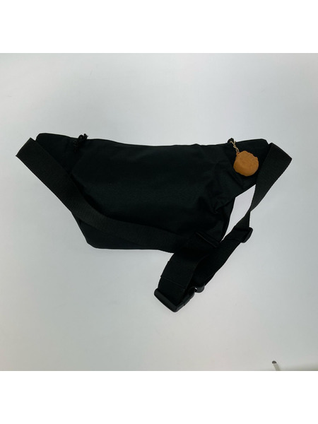 CUNE ショルダーバッグ カラアゲクン ショルダーバッグ