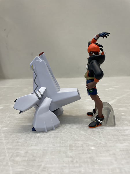 BANDAI  ポケモン スケールワールド  キバナ＆ジュラルドン