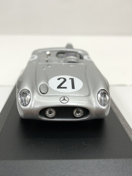 1/43 メルセデス・ベンツ300SLR　ミニチャンプス