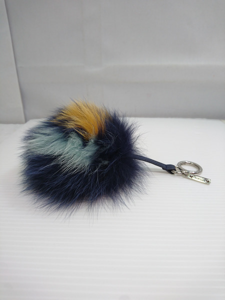 FENDI FFロゴファー/ポンポンチャーム/キーホルダー/ShADOW FOX Dyed fur[値下]