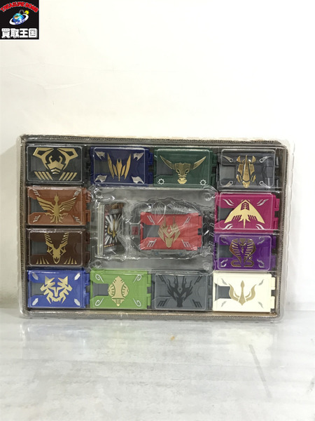 Vバックル 13ライダーセット