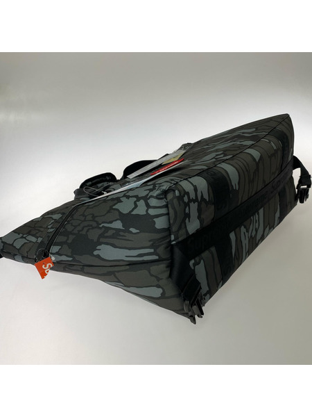 Supreme AO 24-Pack Cooler Bag Trebark Camo