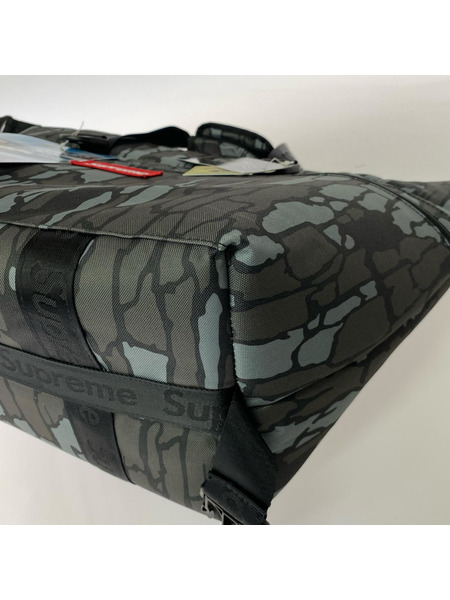 Supreme AO 24-Pack Cooler Bag Trebark Camo
