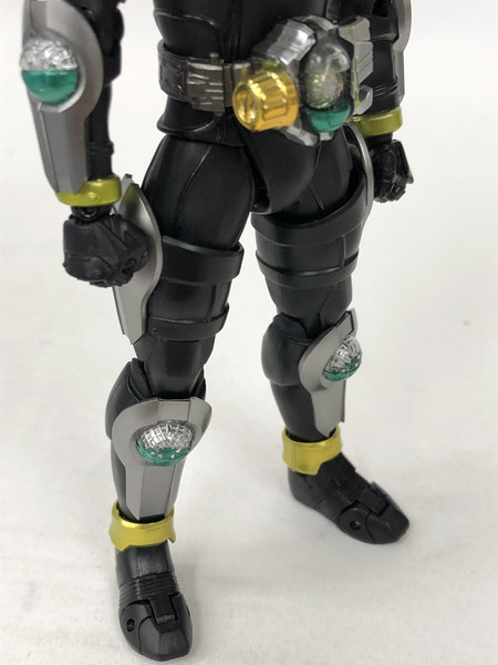 フィギュアーツ 真骨彫 仮面ライダーバース