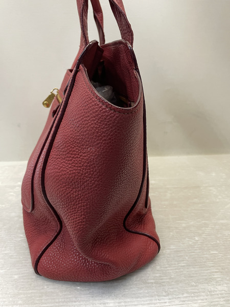 miumiu マドラス シュリンクレザートートバッグ レッド