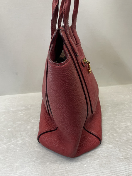 miumiu マドラス シュリンクレザートートバッグ レッド