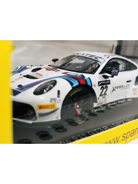 1/43スケールカー スパーク　1/43　 ポルシェ911　GT3R 2021