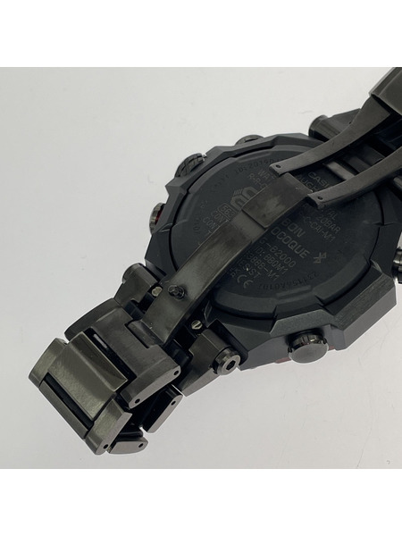 CASIO G-SHOCK MTG-B2000 電波ソーラー　