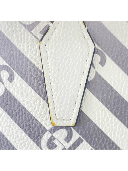 GUESS ソノ他バッグ GUESS グレー トート[値下]