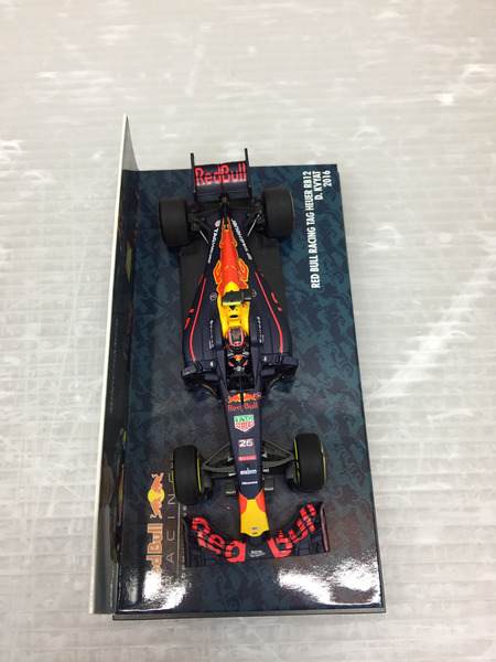 MINICHAMPS  1/43 レッド ブル レーシング タグホイヤー RB12 ダニール