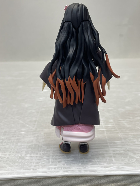 BANDAI   鬼滅の刃 S.H.フィギュアーツ 竈門禰豆子