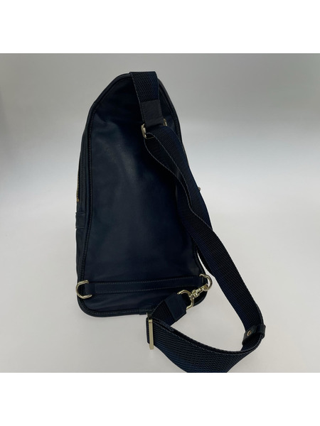 aniary ボディバッグ