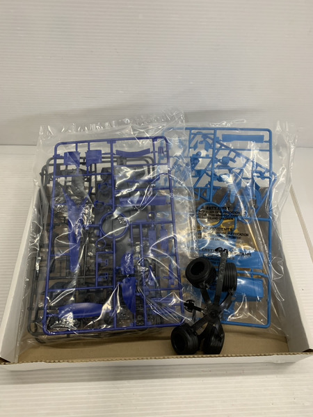 カープラモ・ミニ四駆 heller エレール 1/18 ルノー F1 2004