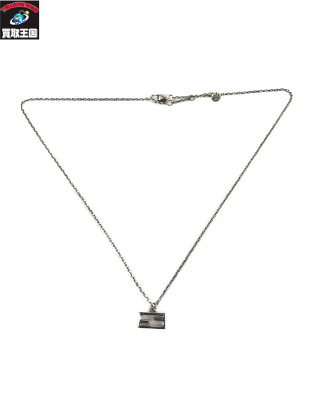 FENDI　ロゴネックレス