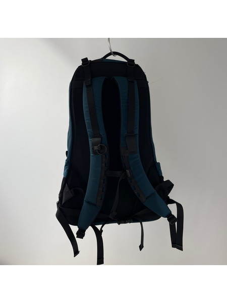 ARC'TERYX リュックサック・バックパック ARRO 22 紺黒