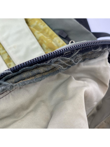 THE NORTH FACE リュックサック・バックパック ナイロン/グレー