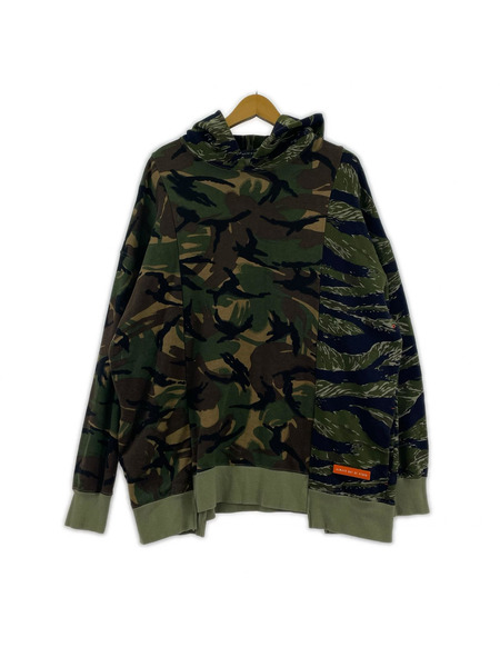 パーカー always out of stock カモ（M）