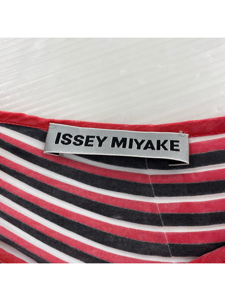 ISSEY MIYAKE 半袖Tシャツ・カットソー 半袖 横プリース カットソー 赤白[値下]