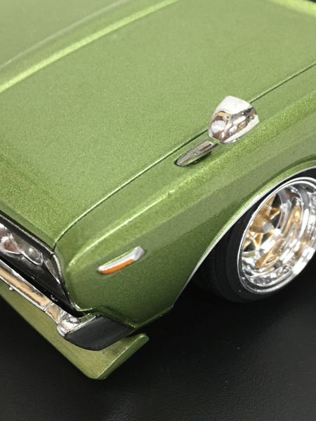 1/24スケールカー Nissan Laurel HT (1972)