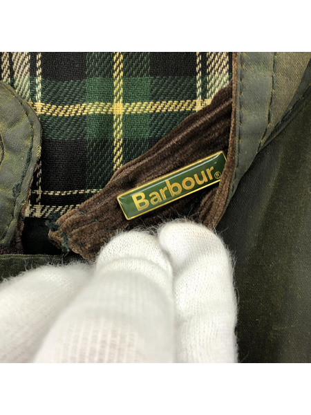 Barbour オイルドベスト グリーン