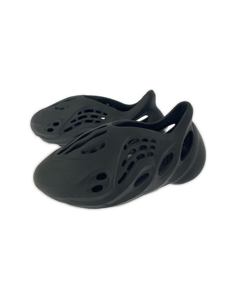 adidas サンダル YEEZY FOAM RUNNER ONYX