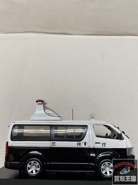 1/43　トヨタ　HIACE DX 5Door 2006 警視庁高速道路交通警察隊誘導標識車両
