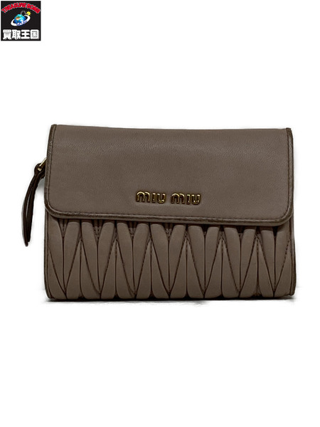 コンパクトウォレット MIUMIU マテラッセ カメオ