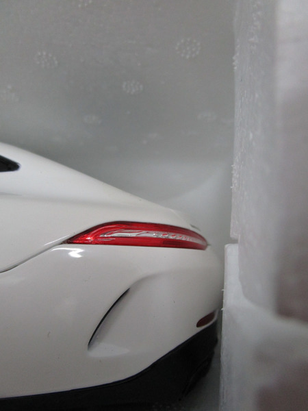 ノレブ 1/18 メルセデス・ベンツ AMG GT S 4-Matic 2018 (ホワイト)