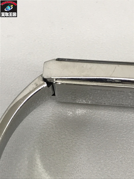 グッチ/バングルウォッチ/127.5/電池交換済 レディースQZ