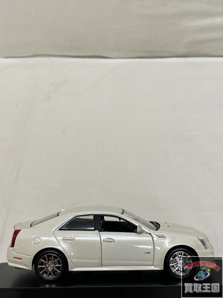 1/43 LUXURY 1:43 2009 Cadillac CTS-V