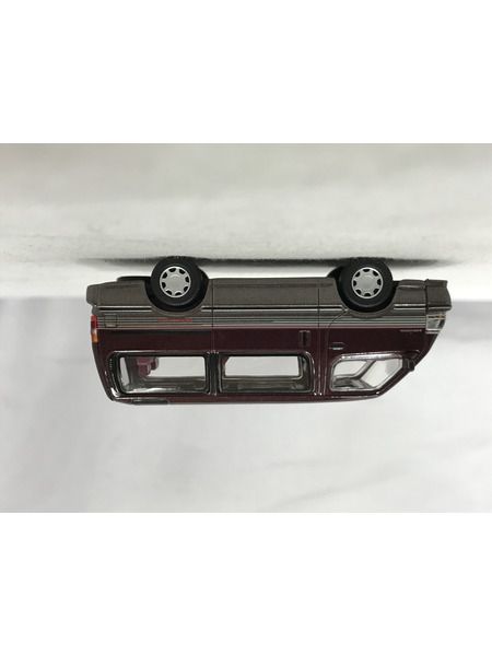 トミカ LV-N208b ハイエース スーパーカスタム
