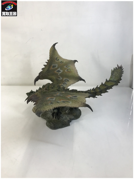 メーカー モンスターハンター カプコンフィギュアビルダー クリエイターズモデル 雌火竜 リオレイア【復刻版】