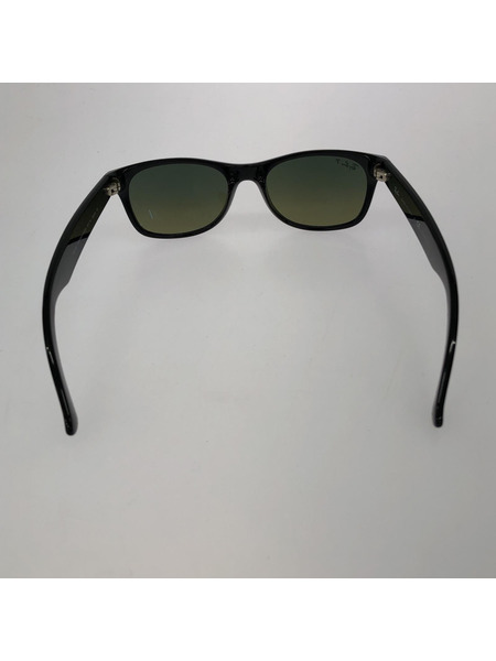 Ray-Ban　NEW WAYFARER RB2132