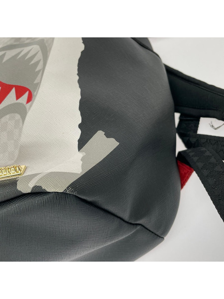 SPRAY GROUND リュックサック・バックパック SHARK CENTRAL リュック