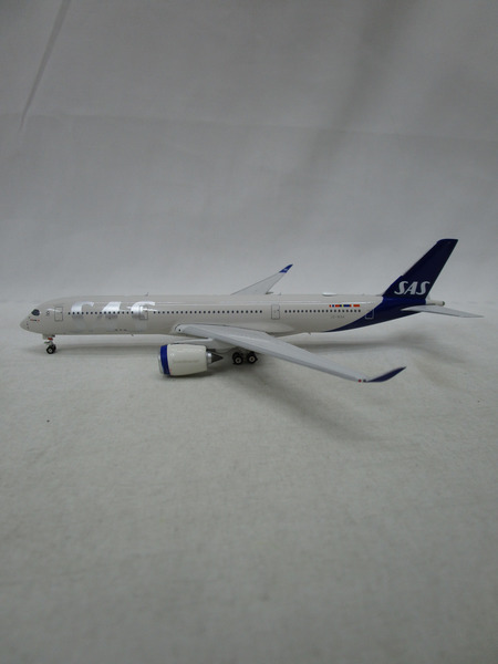 1/400 SAS A350-900