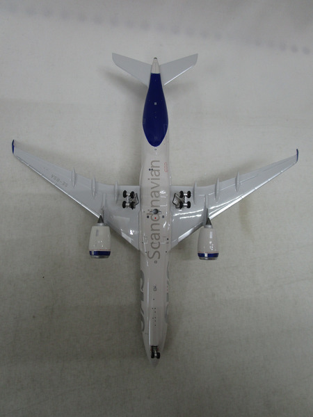 1/400 SAS A350-900