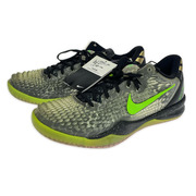 NIKE スニーカー Kobe 8 SS Christmas Black/Metallic Gold (201[値下]