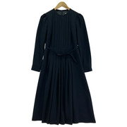 . 長袖ワンピース CELFORD バックサテンプリーツワンピース