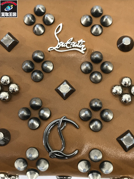 ルブタン 長財布 1175061 CUIR ロゴスタッズ ラウンドファスナー 茶