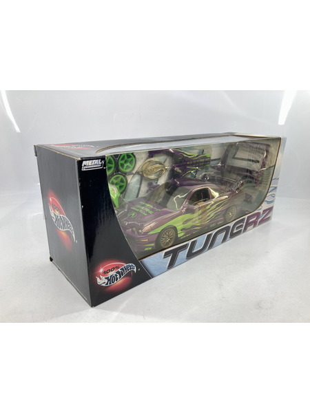1/18スケールカー Hot Wheels TUNERZ Acura Integra