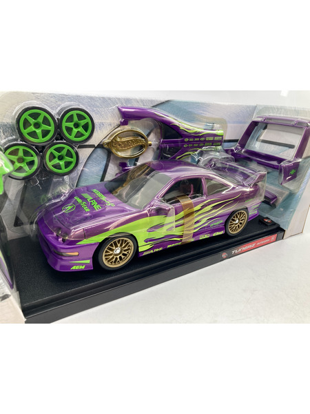 1/18スケールカー Hot Wheels TUNERZ Acura Integra