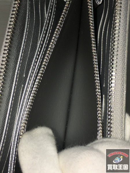 Louis Vuitton 長財布 ジッッピーウォレット エピレザー シルバー