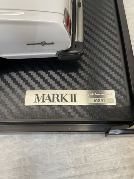  1/18 イグニッションモデル Toyota MarkII セダングランデ