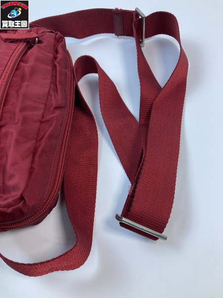 PRADA プラダ ナイロン ショルダーバッグ レッド