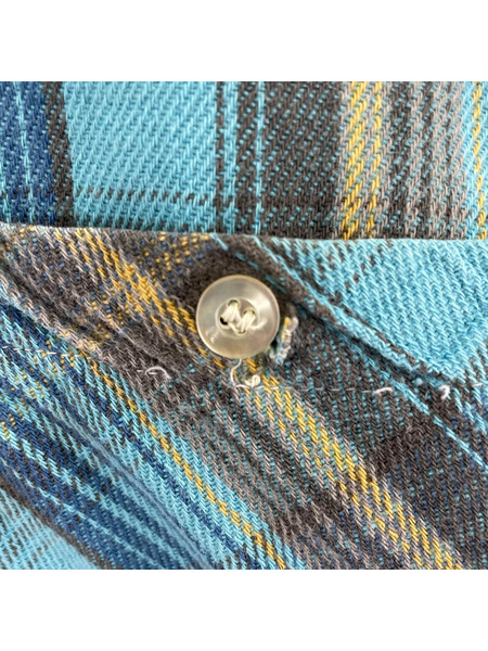 OLD・VINTAGE 長袖シャツ 60s A CONE FABRIC ネルシャツ USA製