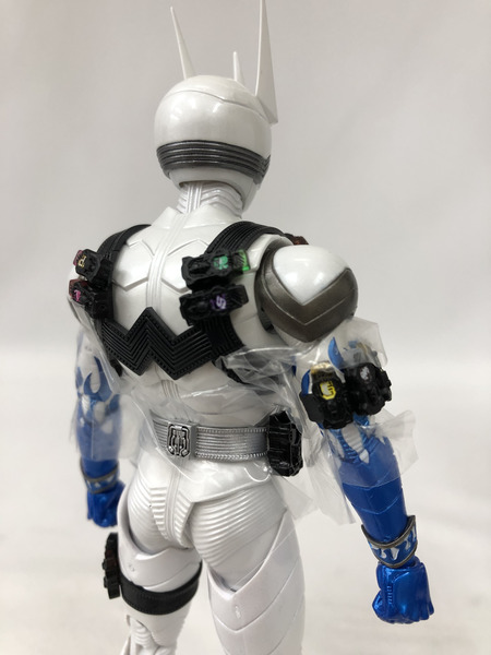 フィギュアーツ 真骨彫製法 仮面ライダーエターナル